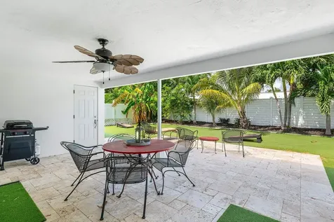 7001 Ne 7th Avenue Boca Raton FL 33487