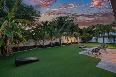 7001 Ne 7th Avenue Boca Raton FL 33487