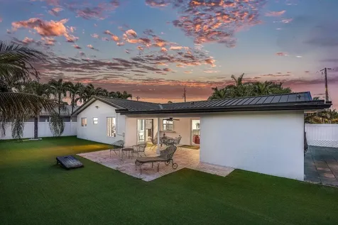 7001 Ne 7th Avenue Boca Raton FL 33487