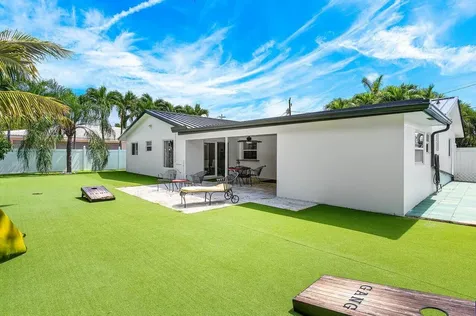 7001 Ne 7th Avenue Boca Raton FL 33487