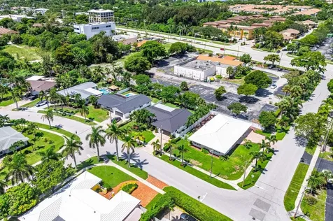 7001 Ne 7th Avenue Boca Raton FL 33487