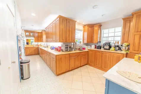 304 S Delaney Avenue Avon Park FL 33825