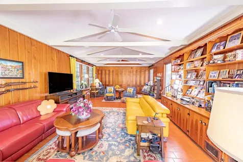 304 S Delaney Avenue Avon Park FL 33825