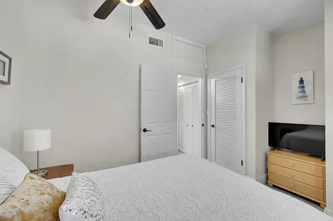 228 Sw 8th Avenue Boynton Beach FL 33435