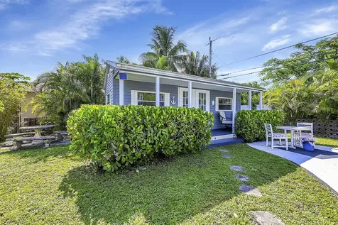 228 Sw 8th Avenue Boynton Beach FL 33435