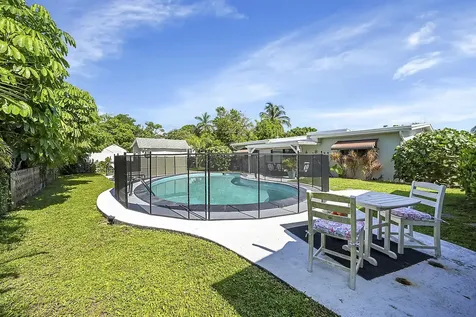 228 Sw 8th Avenue Boynton Beach FL 33435