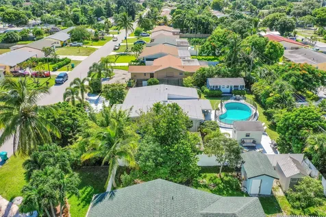 228 Sw 8th Avenue Boynton Beach FL 33435