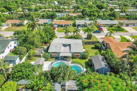 228 Sw 8th Avenue Boynton Beach FL 33435