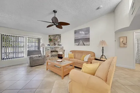 228 Sw 8th Avenue Boynton Beach FL 33435