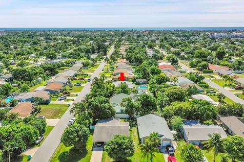 228 Sw 8th Avenue Boynton Beach FL 33435
