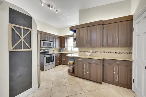 228 Sw 8th Avenue Boynton Beach FL 33435