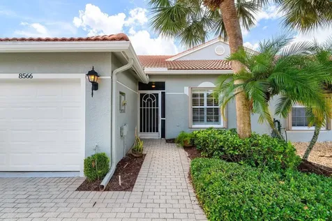 8566 Logia Circle Boynton Beach FL 33472