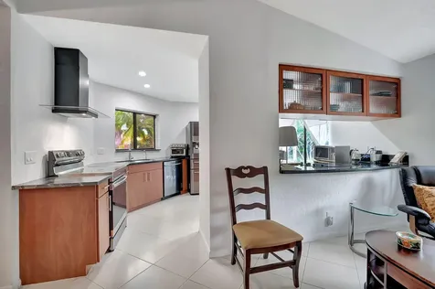 6305 Sweet Maple Lane Boca Raton FL 33433