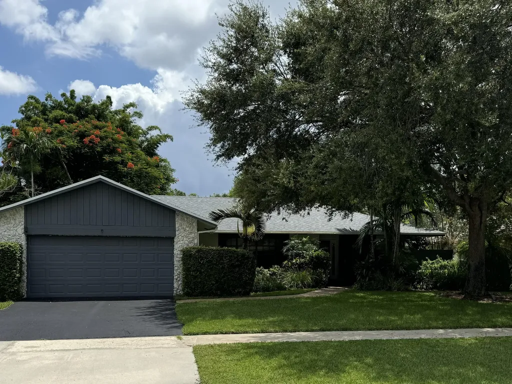 21080 Shady Vista Lane Boca Raton FL 33428