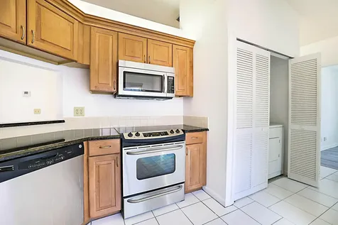 9 Via De Casas Sur Boynton Beach FL 33426