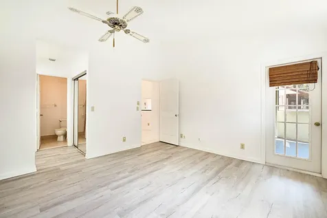 9 Via De Casas Sur Boynton Beach FL 33426