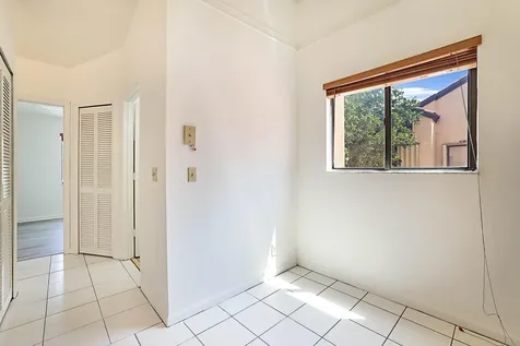 9 Via De Casas Sur Boynton Beach FL 33426