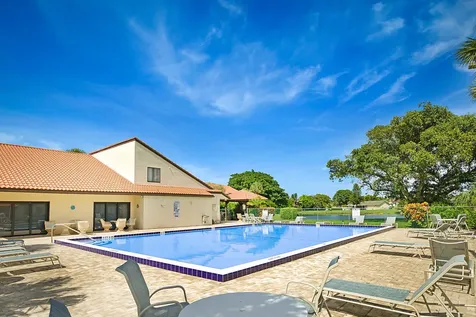9 Via De Casas Sur Boynton Beach FL 33426