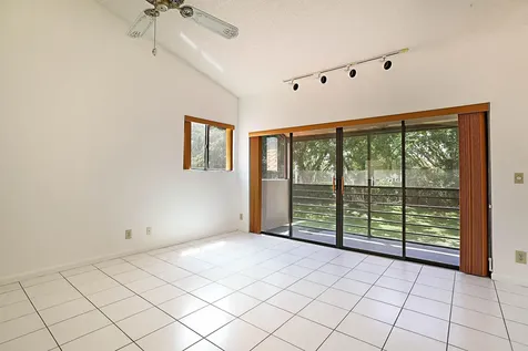 9 Via De Casas Sur Boynton Beach FL 33426