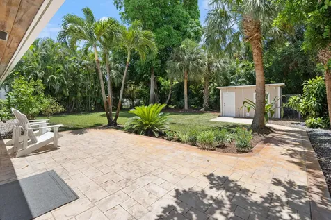 136 Nw 10th Street Boca Raton FL 33432
