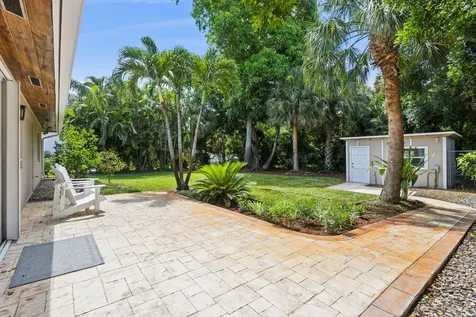 136 Nw 10th Street Boca Raton FL 33432