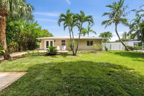 136 Nw 10th Street Boca Raton FL 33432