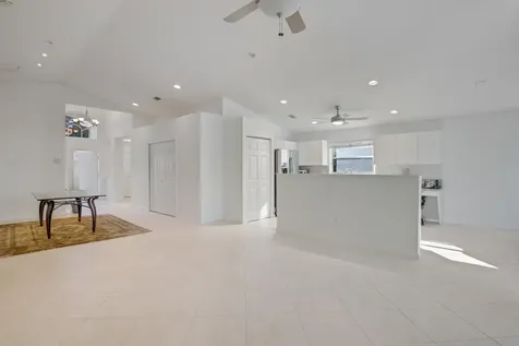 6519 Lucaya Avenue Boynton Beach FL 33437