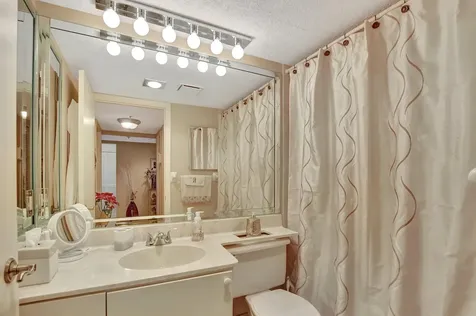 6420 Boca Del Mar Boca Raton FL 33433