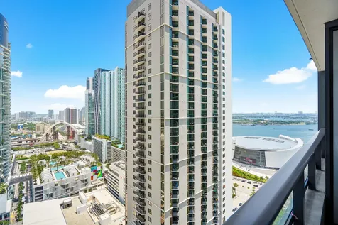 601 Ne 1st Avenue Miami FL 33132