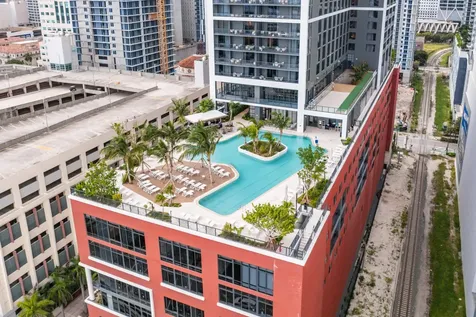 601 Ne 1st Avenue Miami FL 33132