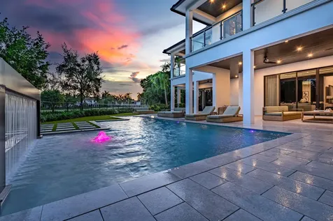 117 Thatch Palm Cove Boca Raton FL 33432