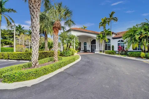 10010 Diamond Lake Drive Boynton Beach FL 33437