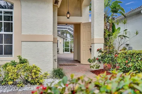 10010 Diamond Lake Drive Boynton Beach FL 33437