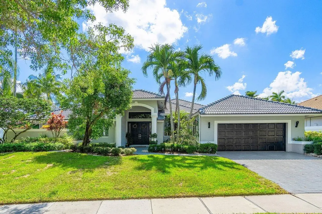 5761 Paddington Way Boca Raton FL 33496