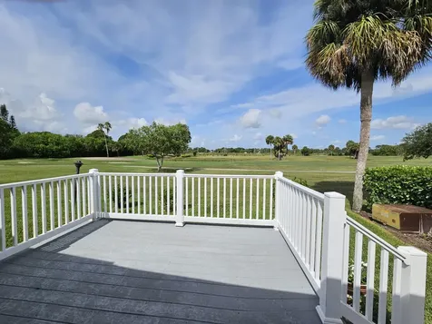 8004 Se Saratoga Drive Hobe Sound FL 33455