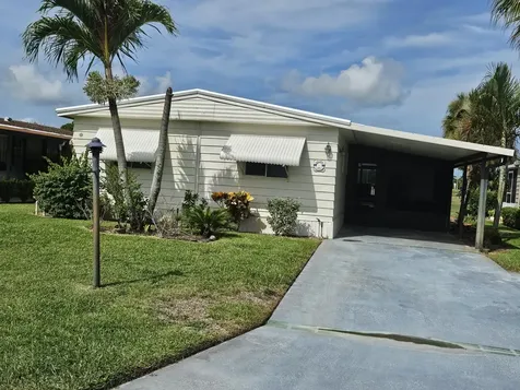 8004 Se Saratoga Drive Hobe Sound FL 33455