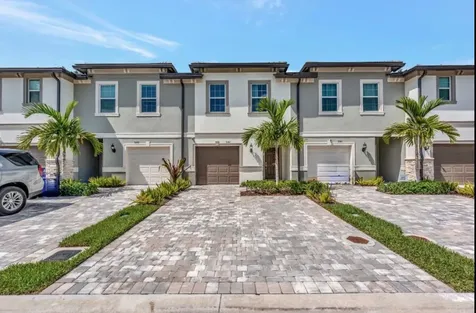 3247 Watercress Drive Lauderdale Lakes FL 33311