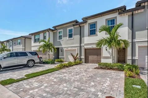 3247 Watercress Drive Lauderdale Lakes FL 33311