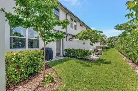 3247 Watercress Drive Lauderdale Lakes FL 33311
