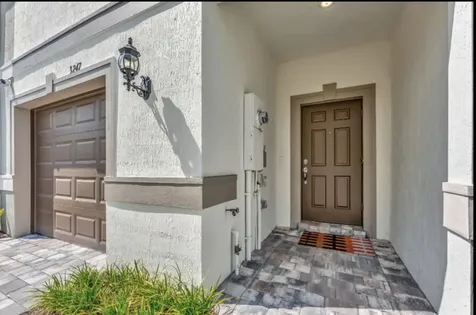 3247 Watercress Drive Lauderdale Lakes FL 33311