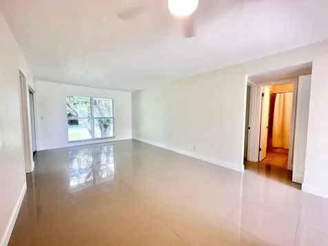 10193 N Military Drive Palm Beach Gardens FL 33410