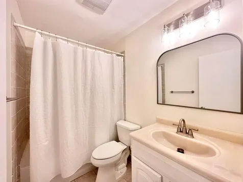 10193 N Military Drive Palm Beach Gardens FL 33410