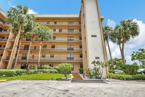 4700 W Lucerne Lakes Boulevard Lake Worth FL 33467