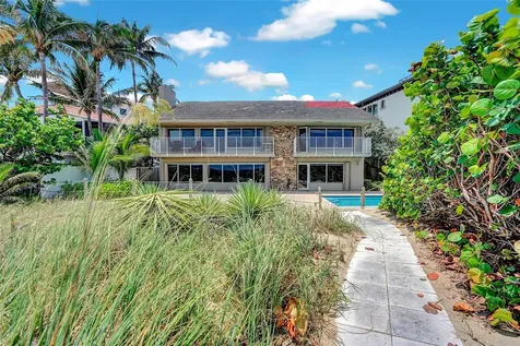 2304 Bay Drive Pompano Beach FL 33062