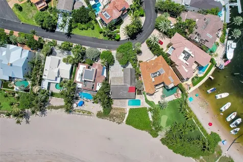 2304 Bay Drive Pompano Beach FL 33062
