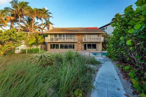 2304 Bay Drive Pompano Beach FL 33062