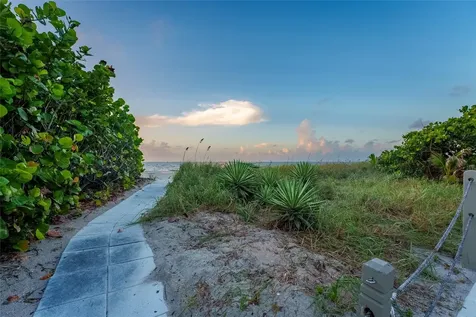 2304 Bay Drive Pompano Beach FL 33062