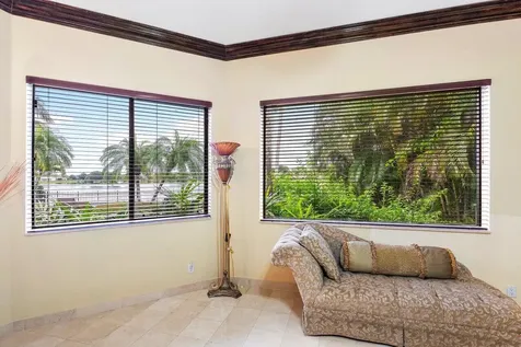 17654 Bocaire Way Boca Raton FL 33487
