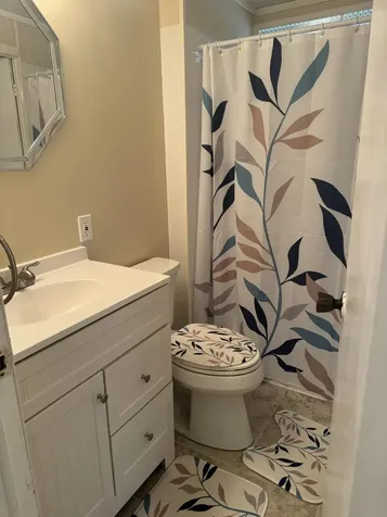 8051 SE Homestead Avenue Hobe Sound FL 33455
