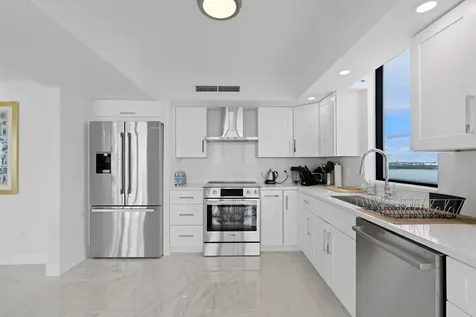 5380 N Ocean Drive Riviera Beach FL 33404